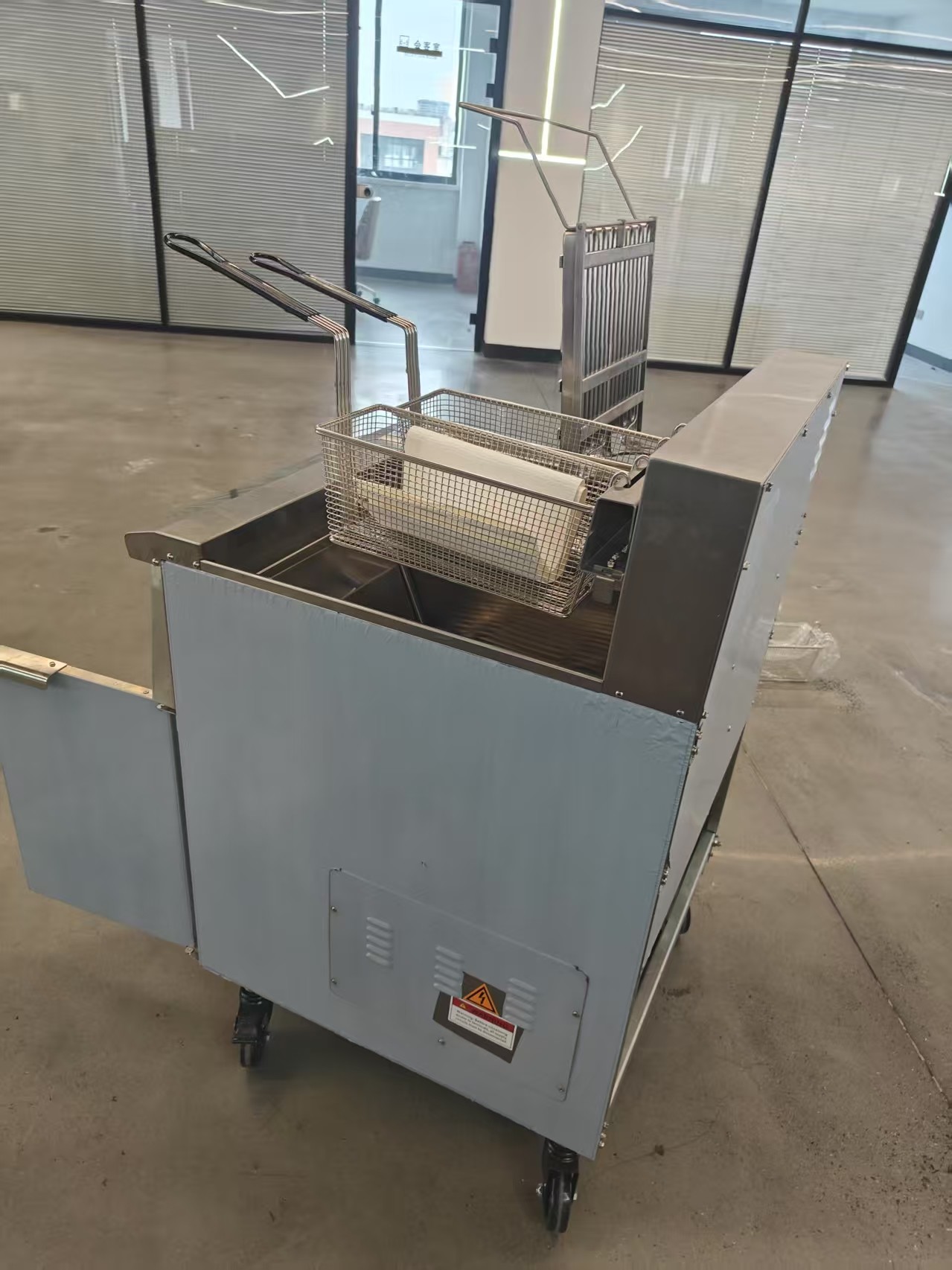 304SUS Factory Direct Sell Two Tanks Four Baskets Digital Panel Electric & Gas Open Fryer