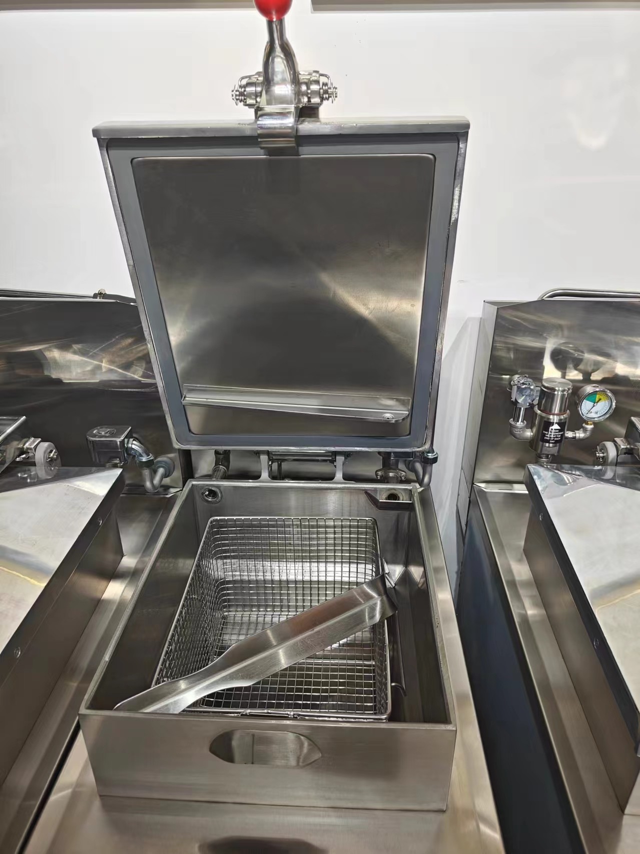Mechanical Panel 304 SUS Gas Heating Chicken Pressure Fryer Without Oil Filtration