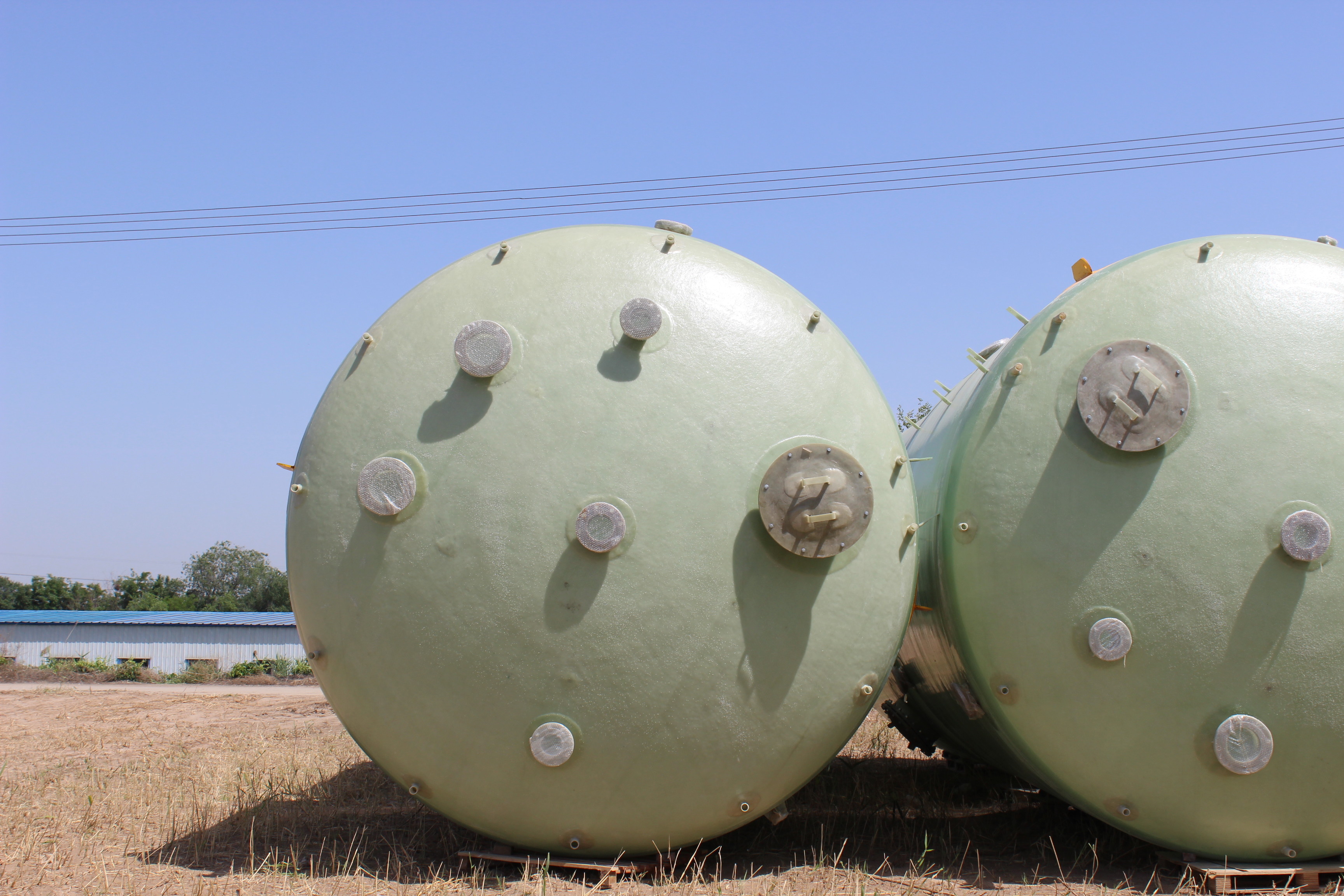 Cross Wound Vertical Round Storage Tank GRP 3000 Gallon For Softened Water