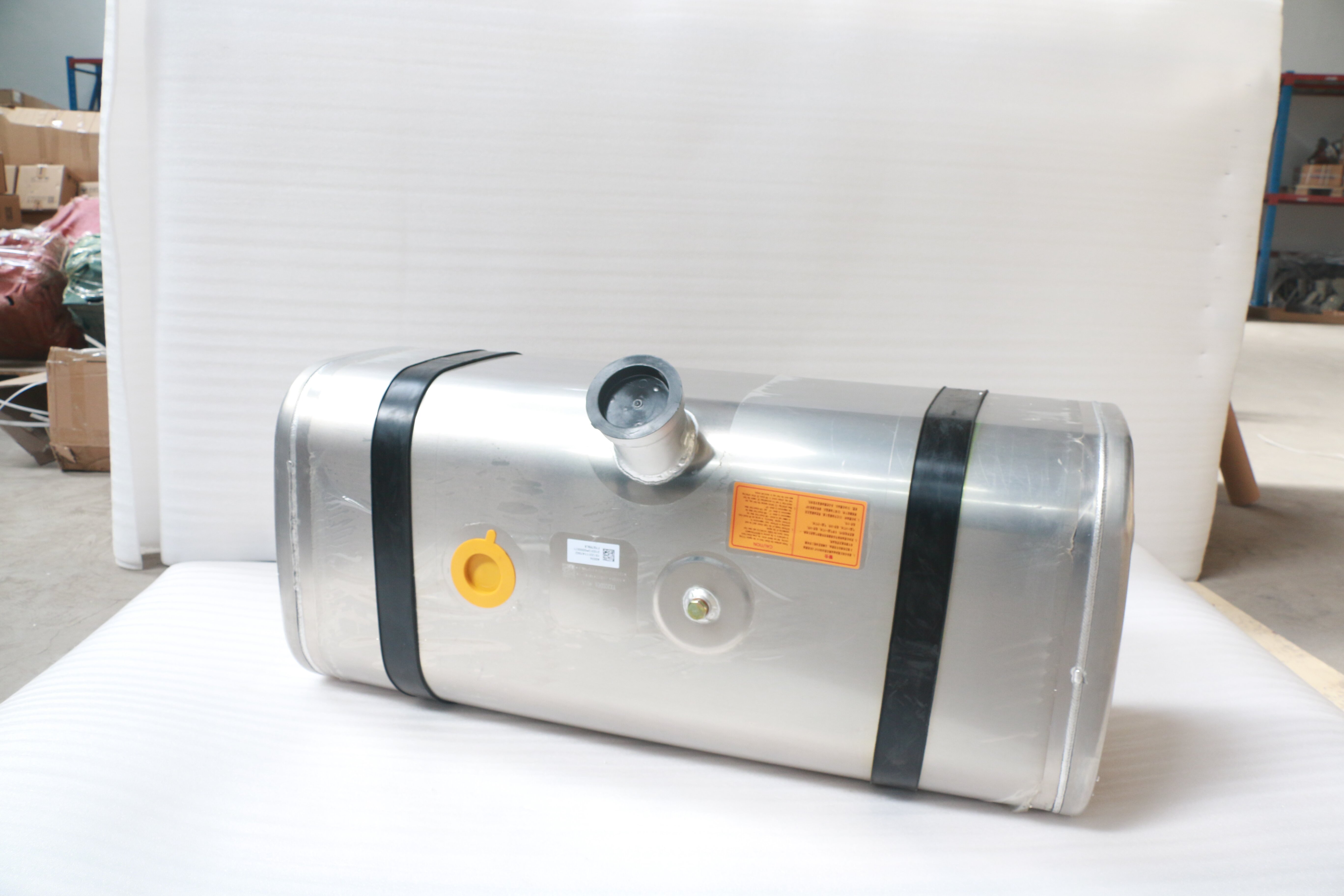 1512311147002 Foton 200L Truck Diesel Fuel Tank with Aluminum Alloy Material