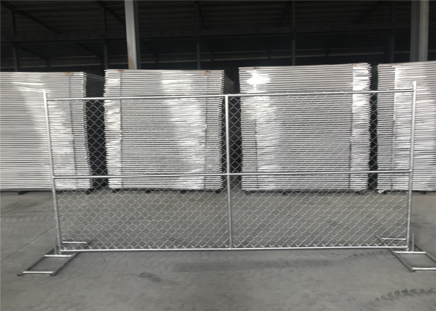 6'x12' temporary fence pipes 1½"(38mm) x 16.5ga/1.50mm 366gram/SQM hot dipped galvanized per SQM