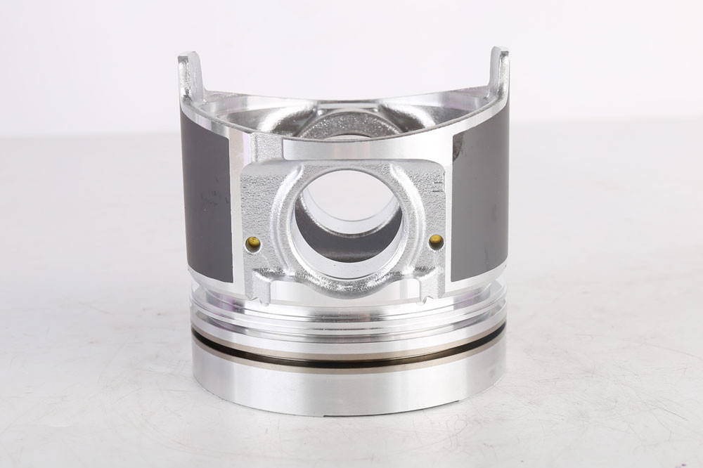 KOMATSU 4D95L-1 Engines Spare Parts , Diesel Performance Pistons 6204-31-2121