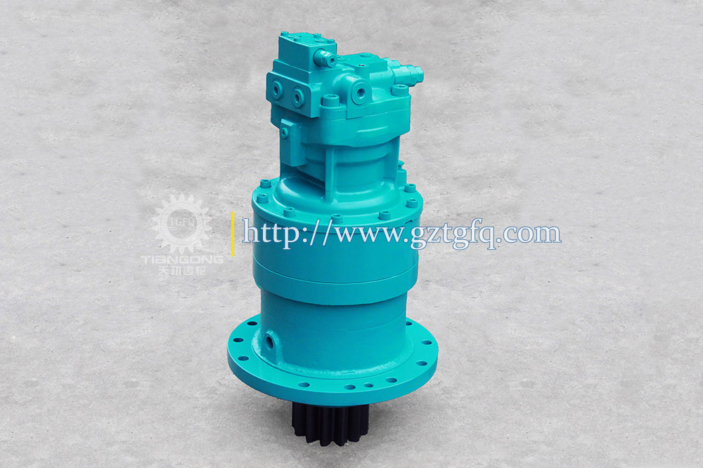 SK200-6 Excavator Swing Gearbox With Motor Kobelco Spare Parts YN15V00026F6
