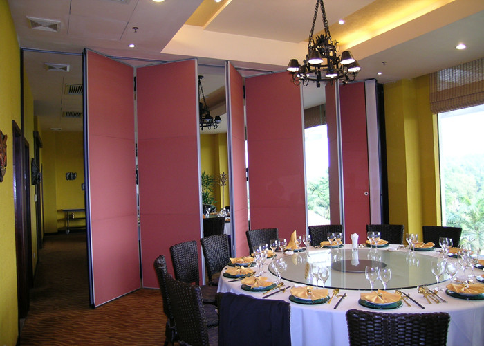 Sound Proof Partitions Sliding Mobile Restaurant Partition Wall Aluminium Components
