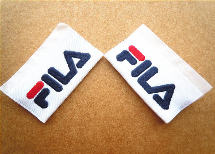 Garments Woven Clothing Label Tags , Sewing Embroidered Clothing Labels