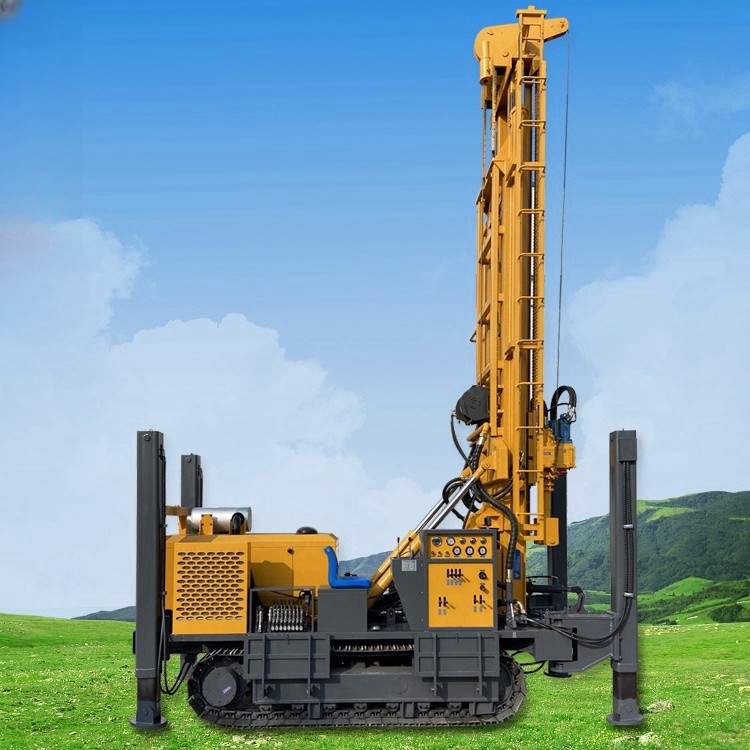 Crawler Water Well Drilling Rig Steel Reinforced Tracks 350m 380m With Root Pipes