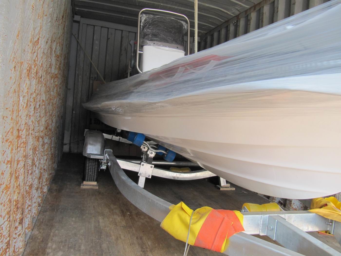 Professional Galvanized Steel Boat Trailer 550cm Durable Single Axle Boat Trailer