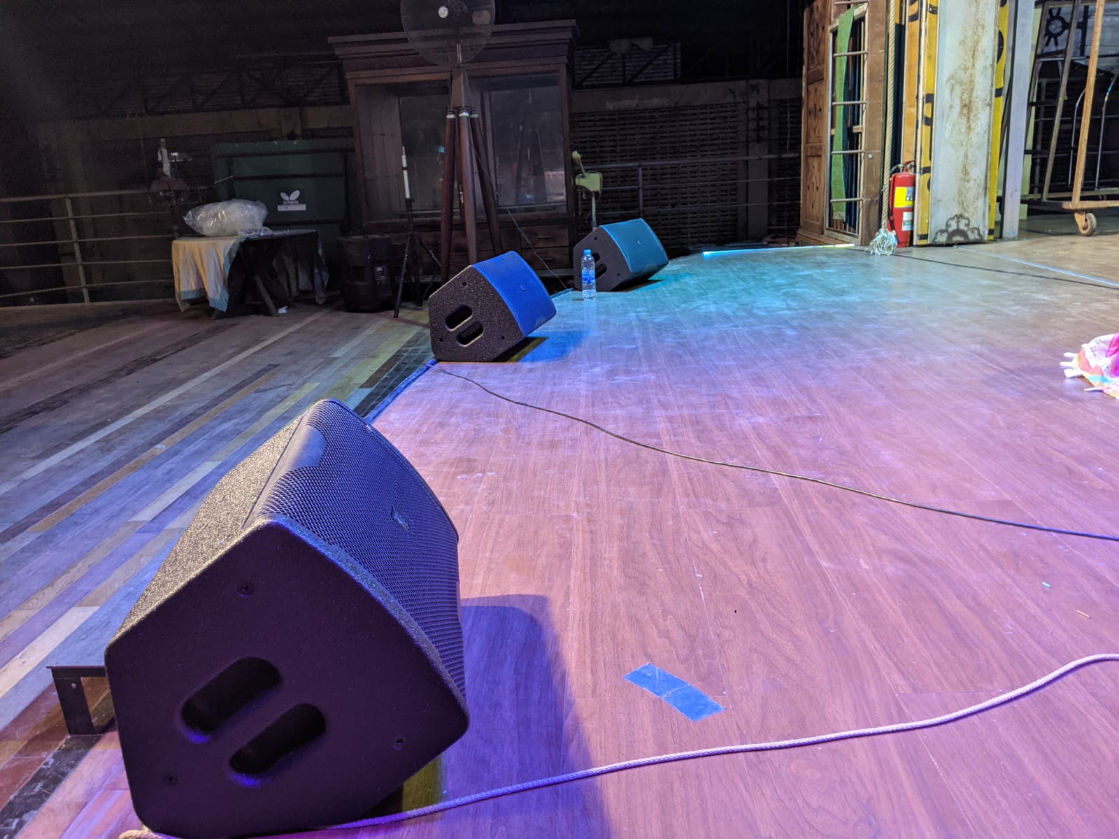 ARE Audio Line Array Set Professional Audio System Waterproof Speaker Dual 8 Inch Outdoor Speaker Line Array