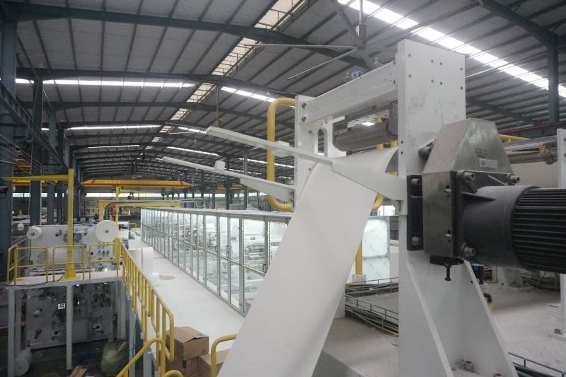 85% Efficiency 0.8Mpa 250pcs/Min Adult Diaper Making Machine