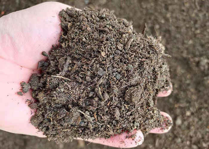 Organic Waste Composting Machine Wheel Compost Turner With High Flipping Depth