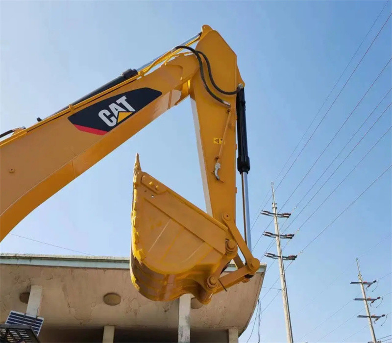 Yellow Used Cat320 Excavator 1.19m³ Bucket capacity 22000KG Second Hand Digger