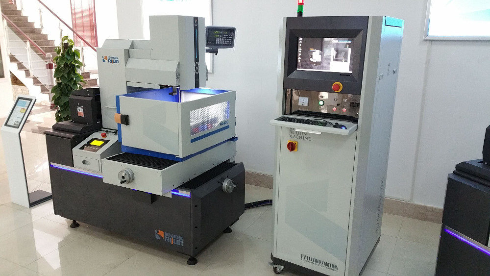 2018 FR series edm wire cutting machine