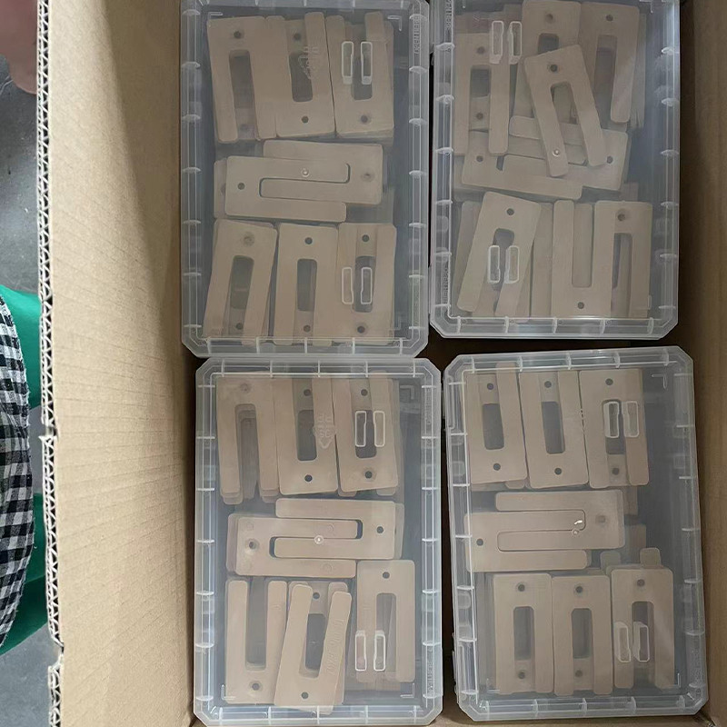 Customized Heavy Duty Plastic Packers With Mold Size Options