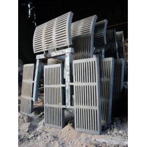 China Mining Equipment Lining Plate Hammer Head With High Manganese Steel on sale