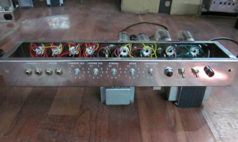 Custom Grand 57 Twin Hand-Wired Tweed Guitar Amplifier Head