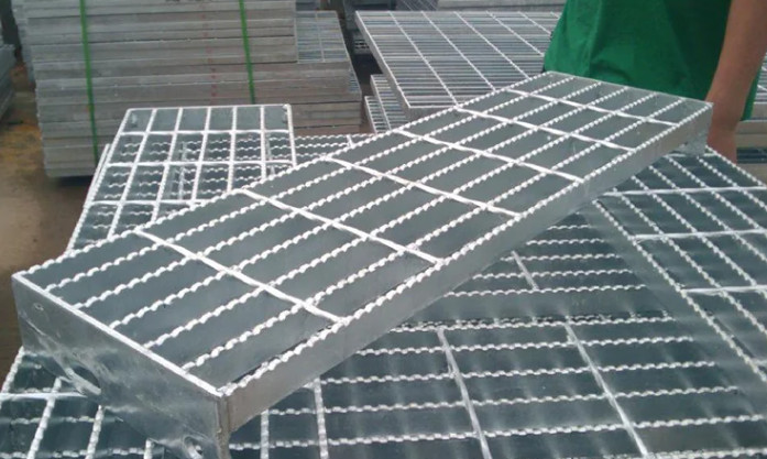 Low Carbon Steel Walkway Grating For Power Plant 25*3mm
