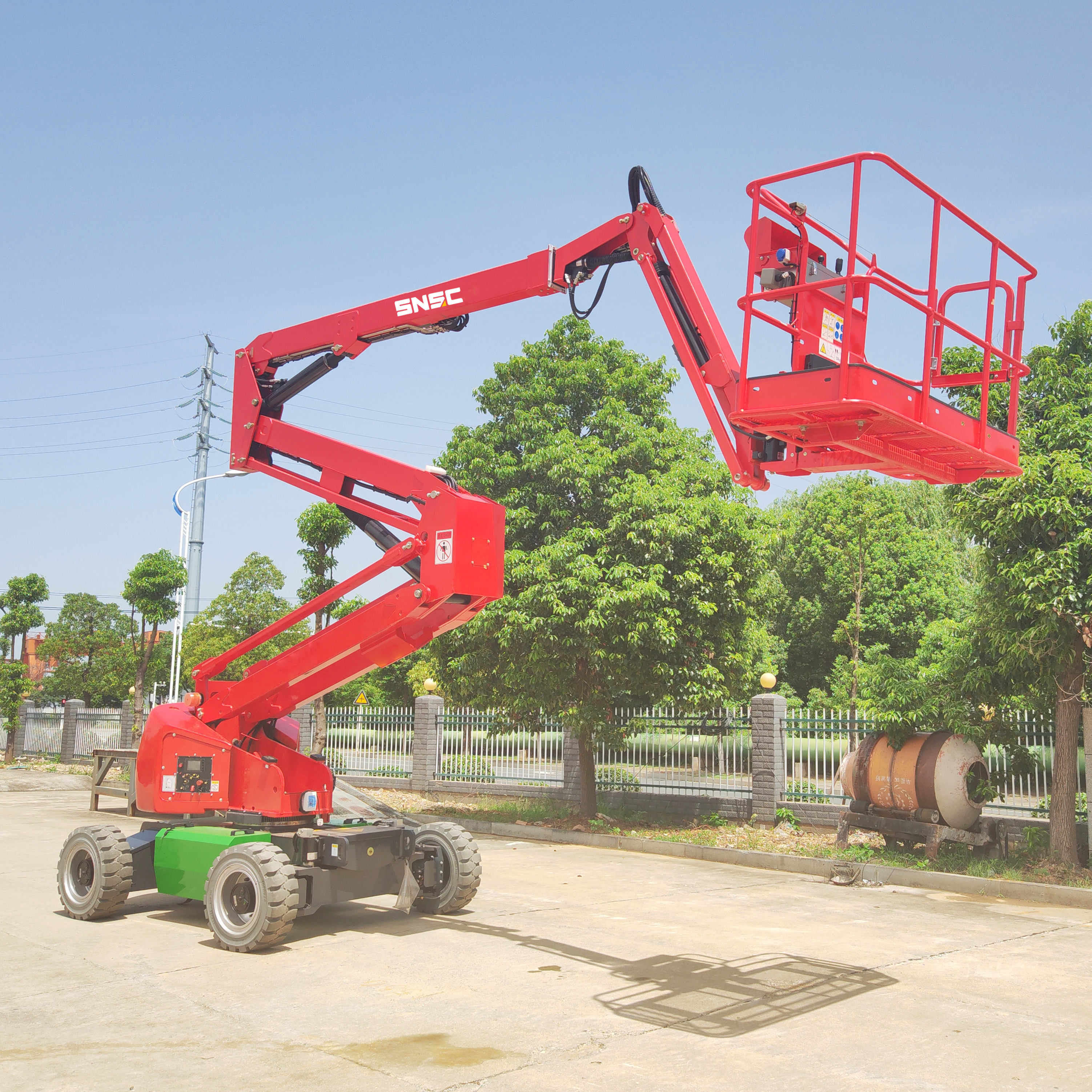 8000 kg Aerial Telescopic Boom Lifts with Overall Dimensions of 8.27*2.38*2.3m