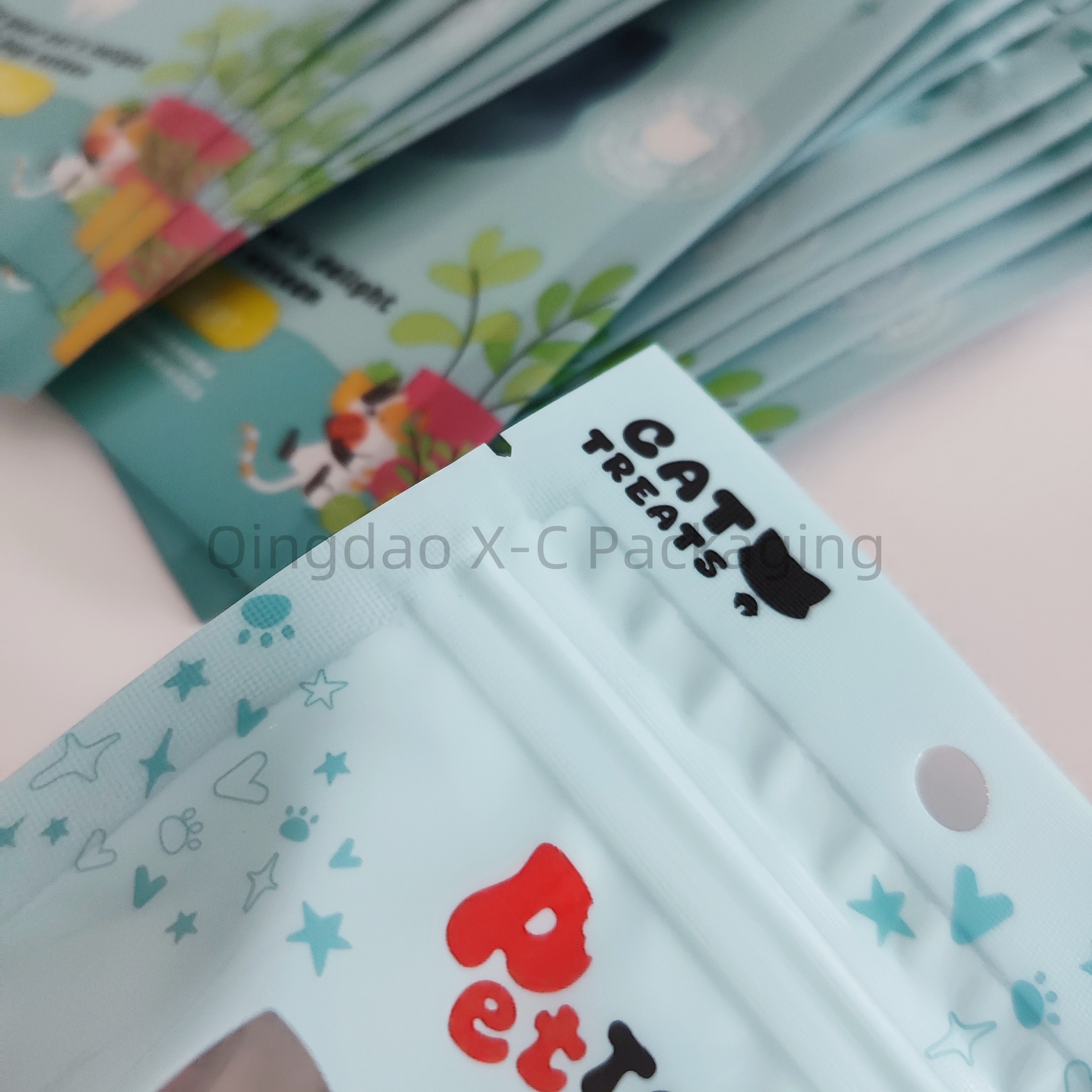 Custom Printed Packing Bag Plastic Food Zipper Packaging Bags With Heat Seal Handle