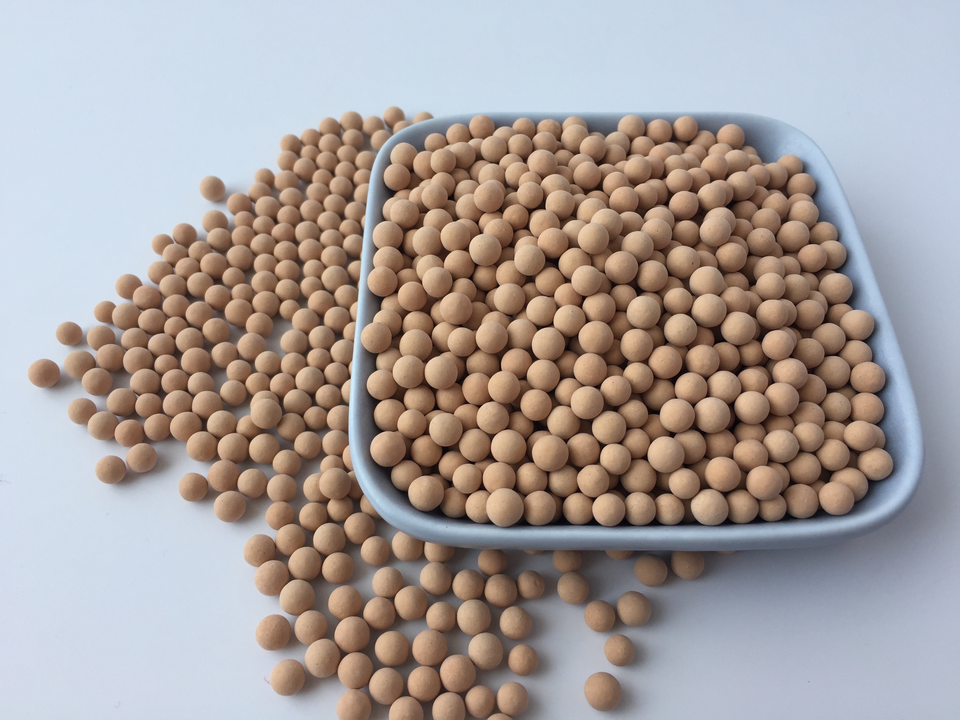 Granular Shape Molecular Sieve Type 4A With Crush Strength 20N