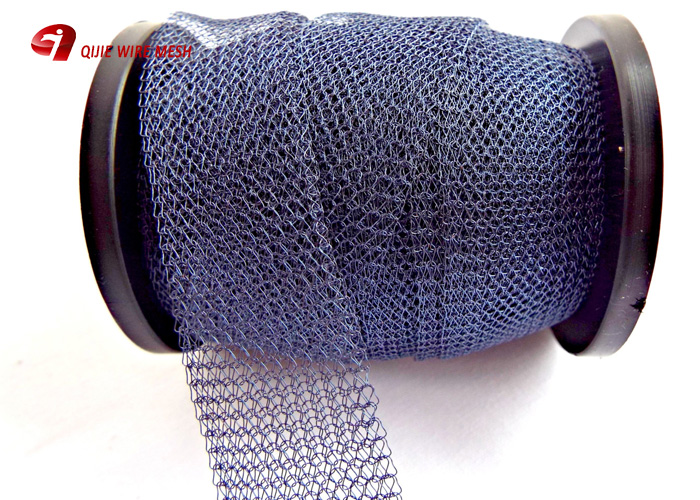 knited wire mesh