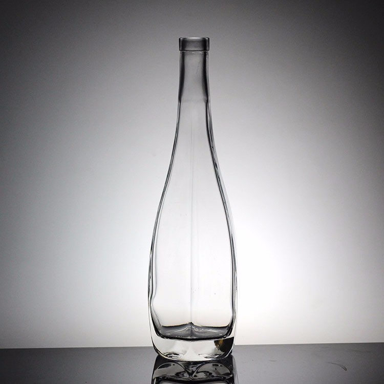 Clear Glass Tall Thin Beverage Bottle for Long Neck White Spirit and Fruit Wine
