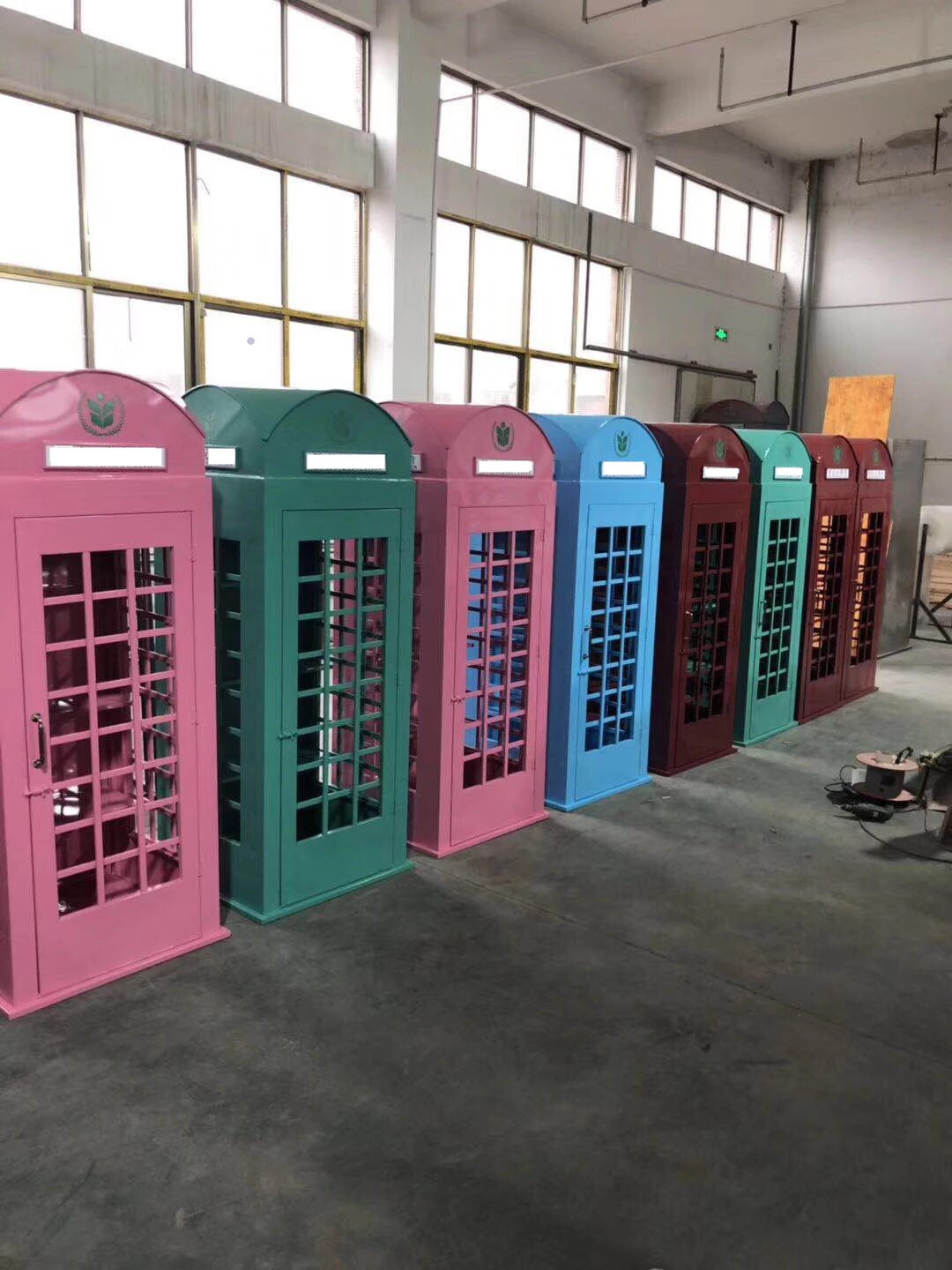 Powder Coating 240cm Plated Public Antique Phone Booths