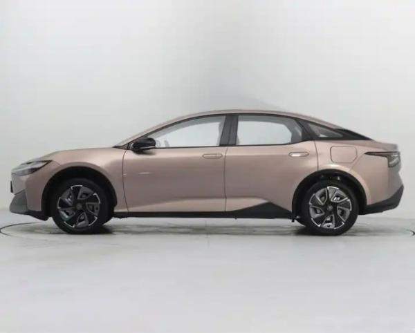 Electric Vehicle Toyota BZ3 180kW Maximum Power 160km/h Max Speed Ready for