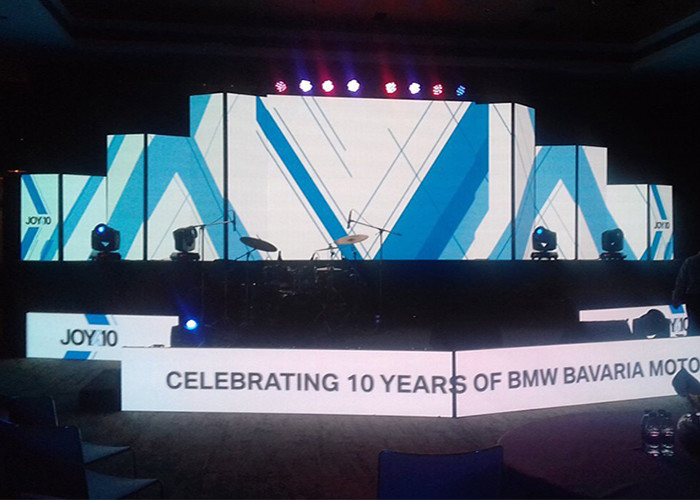 ICN2153 Rental LED Displays Video Wall P3 Wide Color Gamut Monitors