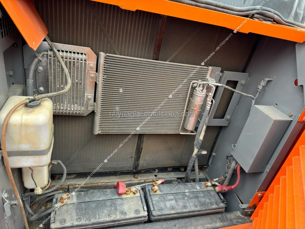Tall and Sturdy Arms High Precision Used Hitachi Excavator ZX240 for Safe Operation