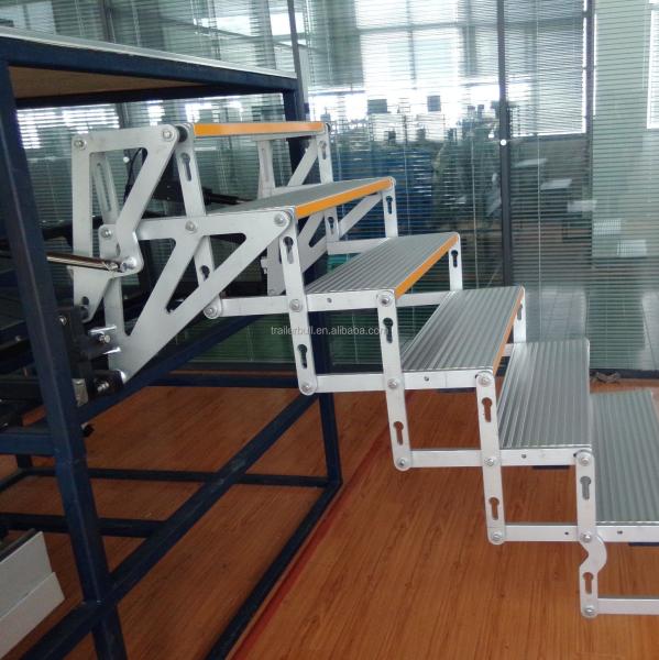 Powder Coated Aluminum Alloy Electric Swing Motorhome Stairs 6 Steps 1350mm