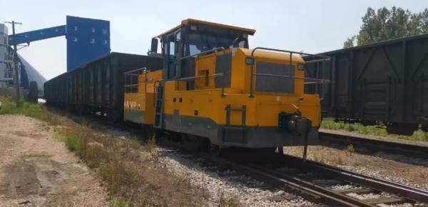 HTRR118 dual purpose tractor is suitable for railway station section and special