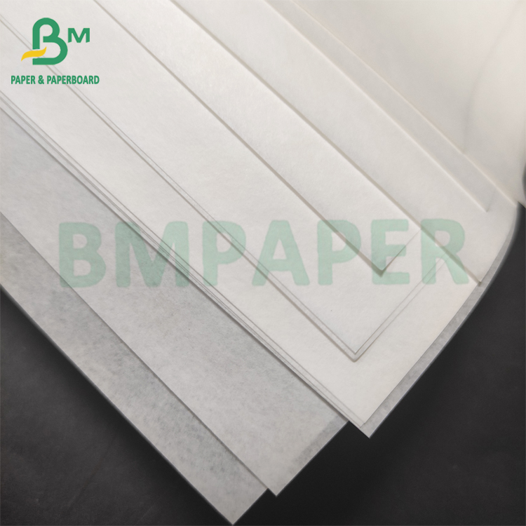 White Grease And Oil Resistant Paper Rolls 35gsm 50gsm Excellent Grease Holdout