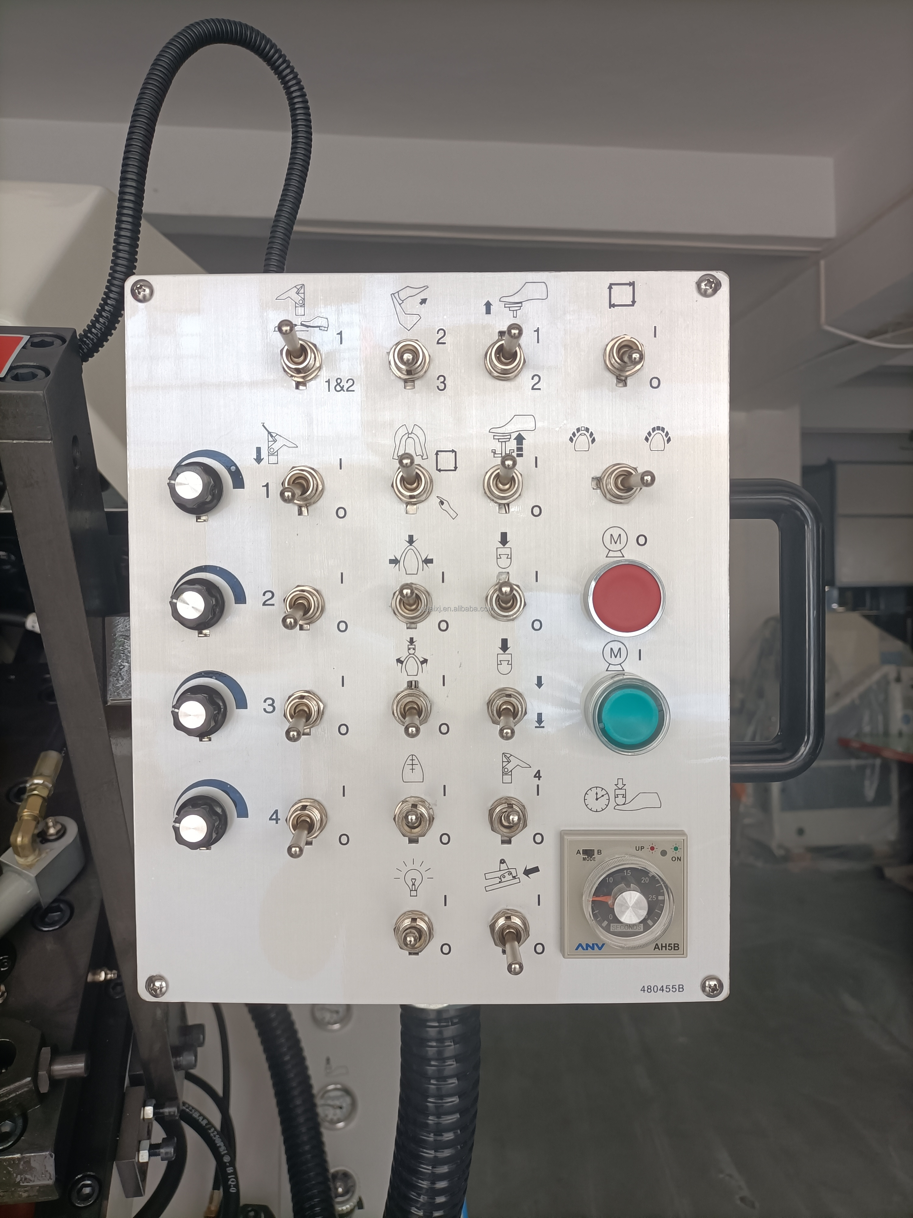 YT-737A Hydraulic Automatic Shoe Lasting Machine 9 Pincers For Smooth Operation