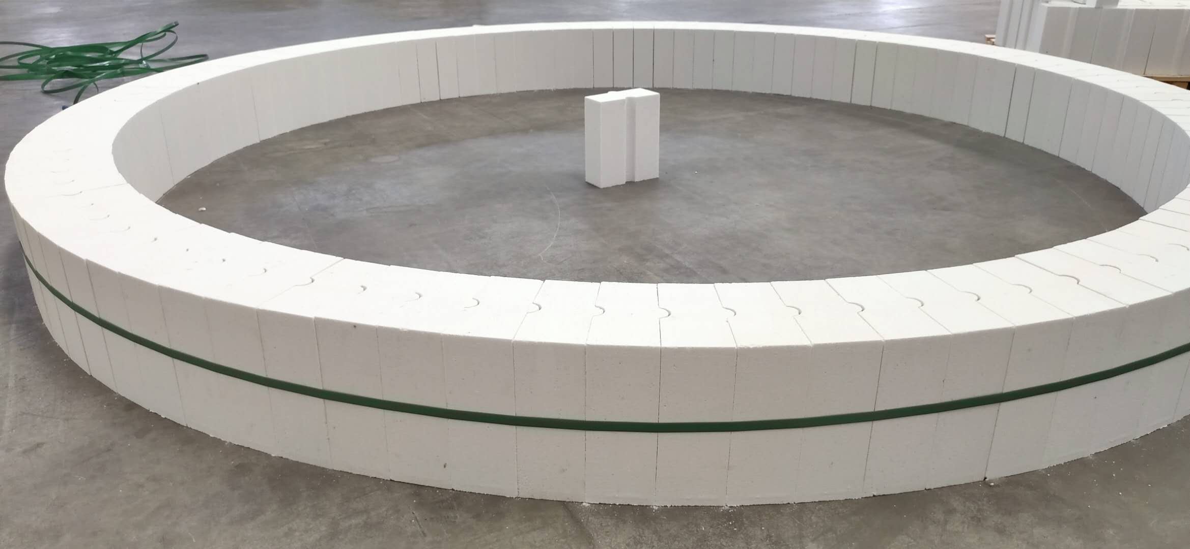 Temperature Resistance Brick OEM White Corundum Mullite for Industrial Furnace Needs