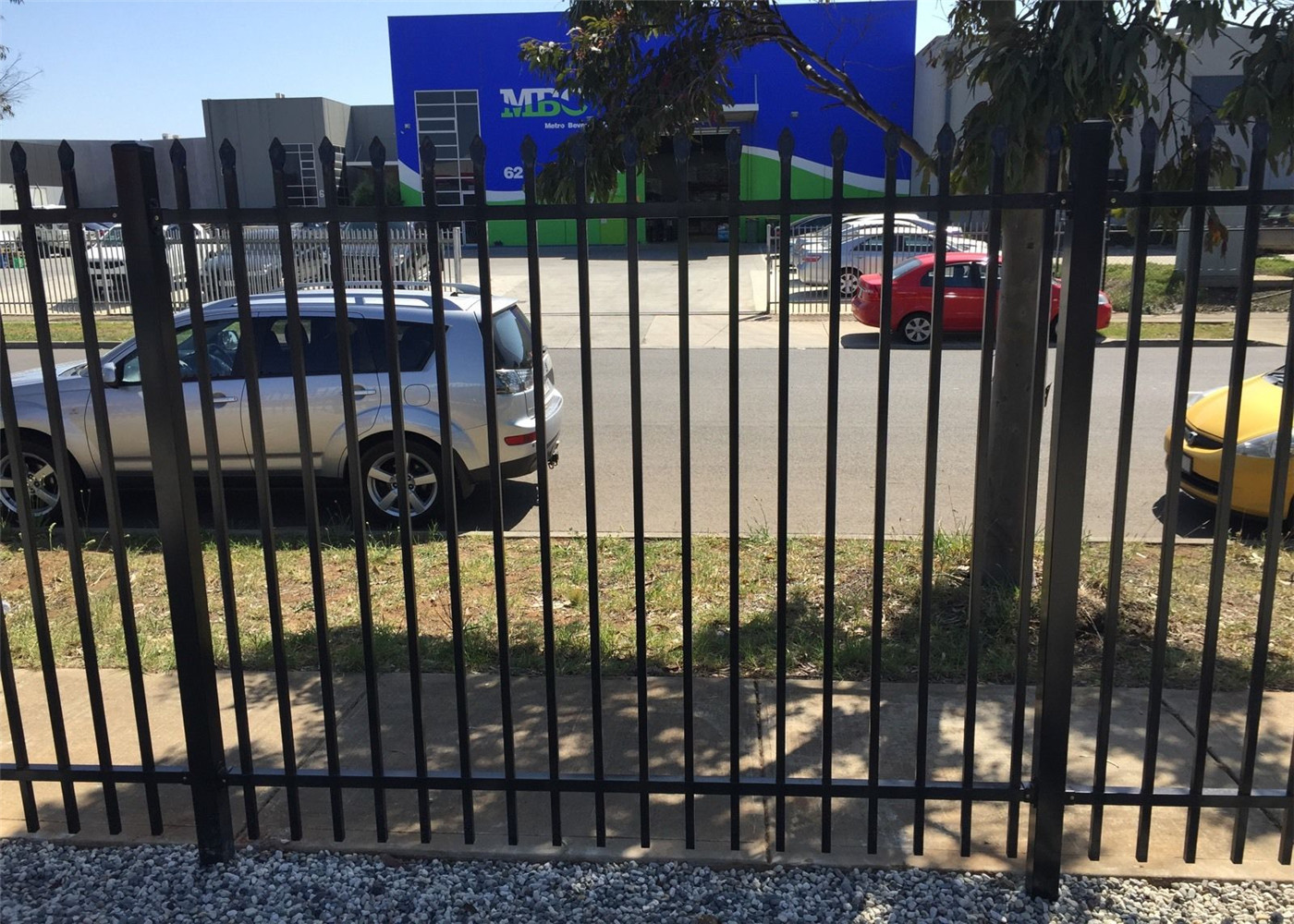 Interpon polyester caoted steel garrison fencing panels dimension 1800mm height x 2400mm width rails 2 xRHS 40mm x 1.6mm