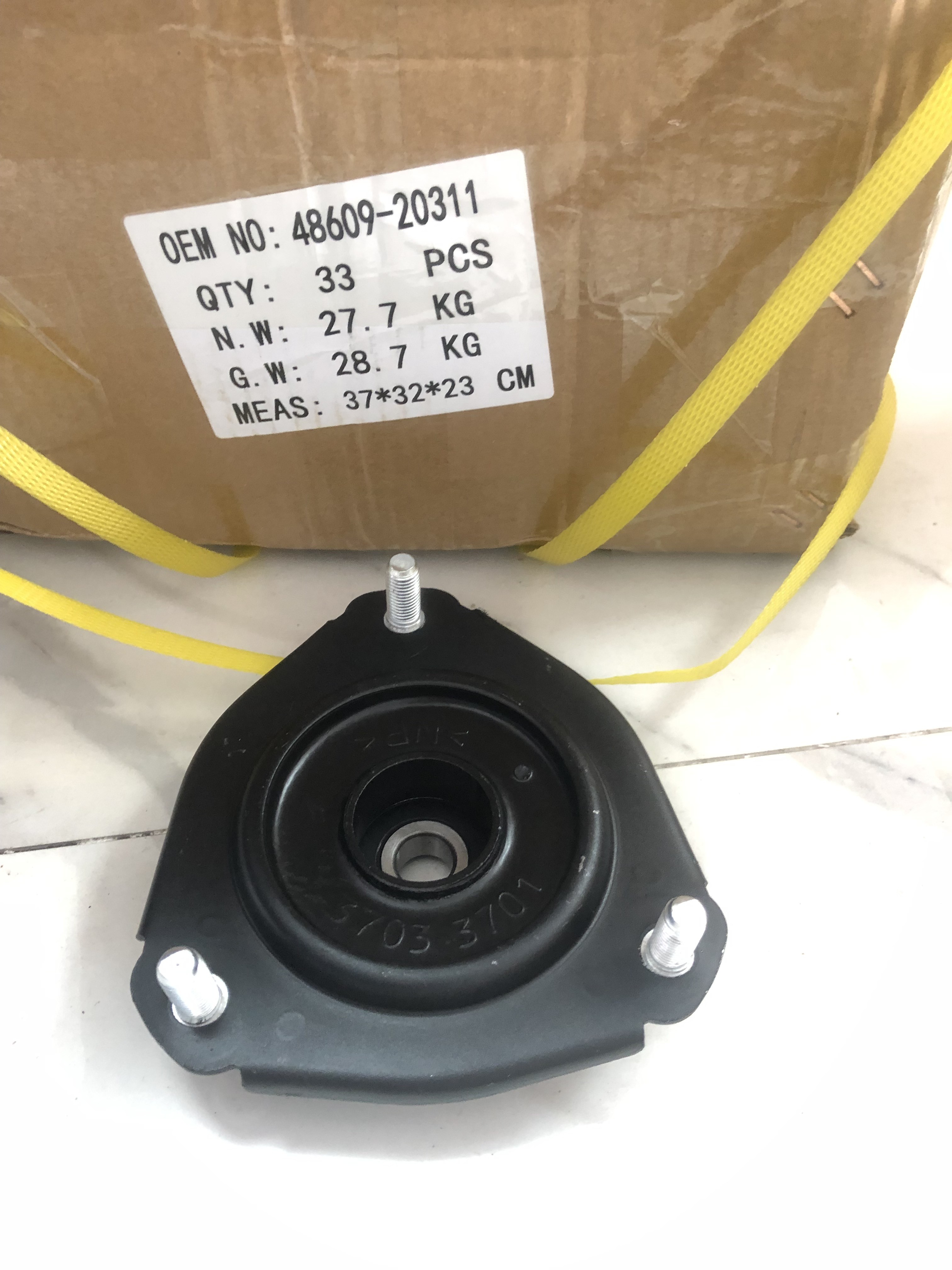 48609-20311 48609-20310 Suspension Strut Mounting For Corona Saloon T21