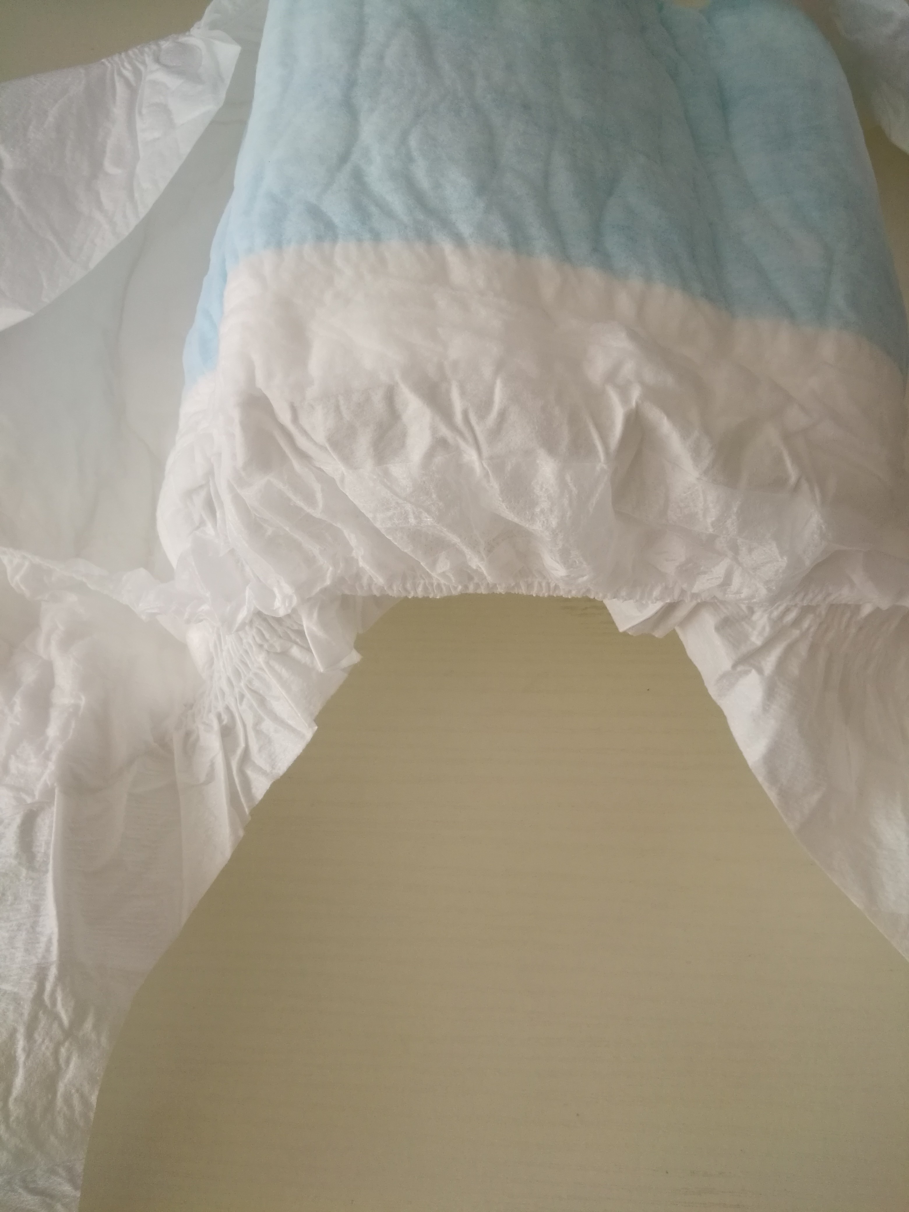 Soft Airy Single Use Adults Diapers