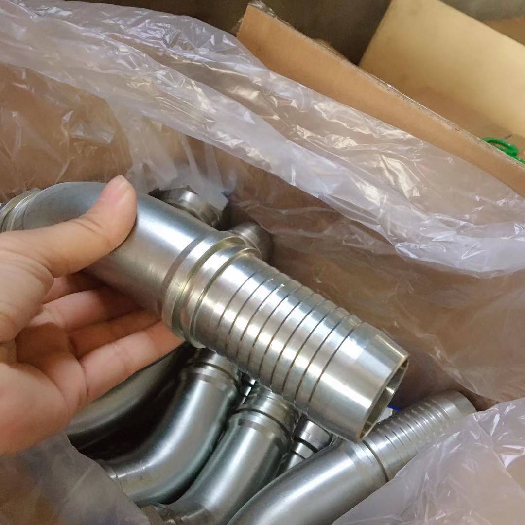 Smooth without burr 00400 hydraulic fittings 4SP 4SH/12-16 R12/06-16 hose ferrules