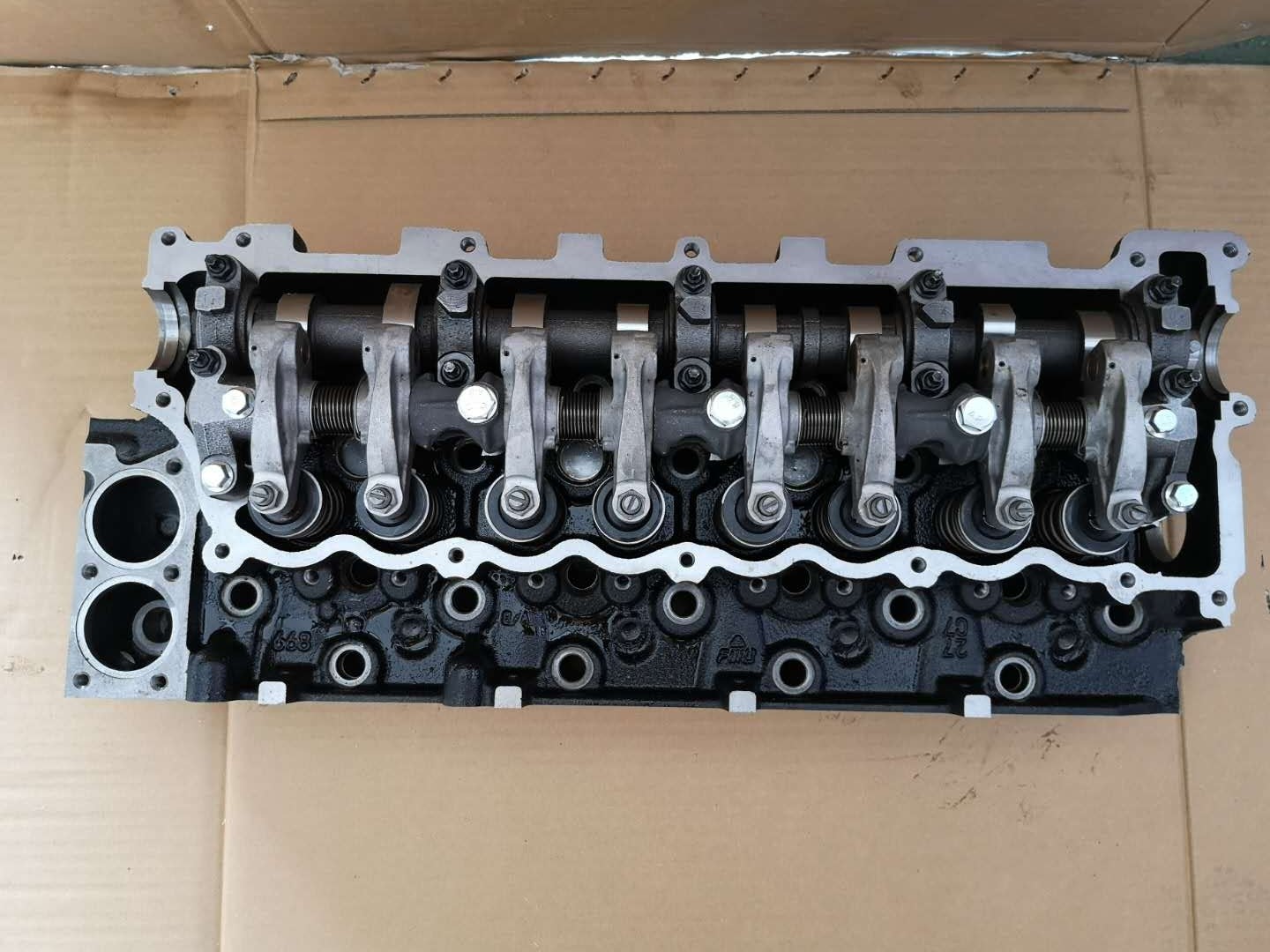 4HG1 Cylinder Head Assembly NPR71 Engine Parts 4HG1T Include Rock Arm Valve Camshaft All Spare Parts