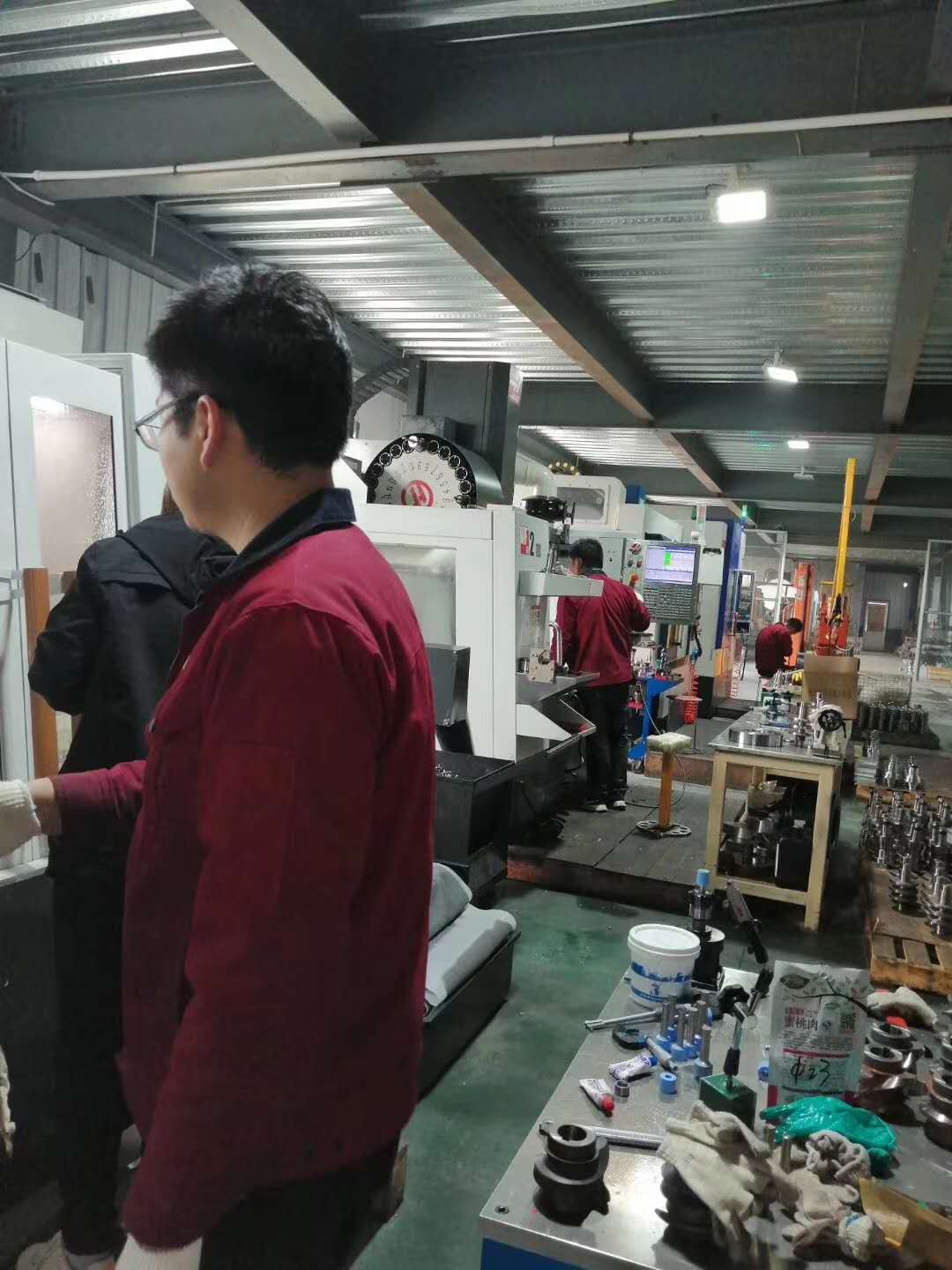 30KG Steel 4th Axis CNC Rotary Table Manual Operation with Quill Tailstock Attachment