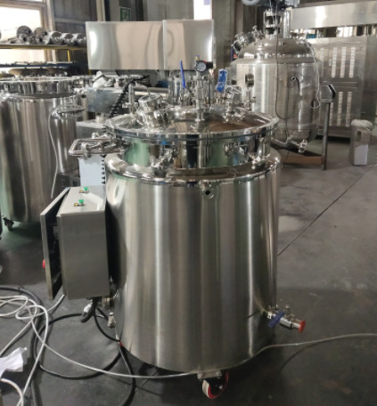 50 - 100 Liters Movable Gelatin Melting Tank With Strong Paddle And Vacuum System