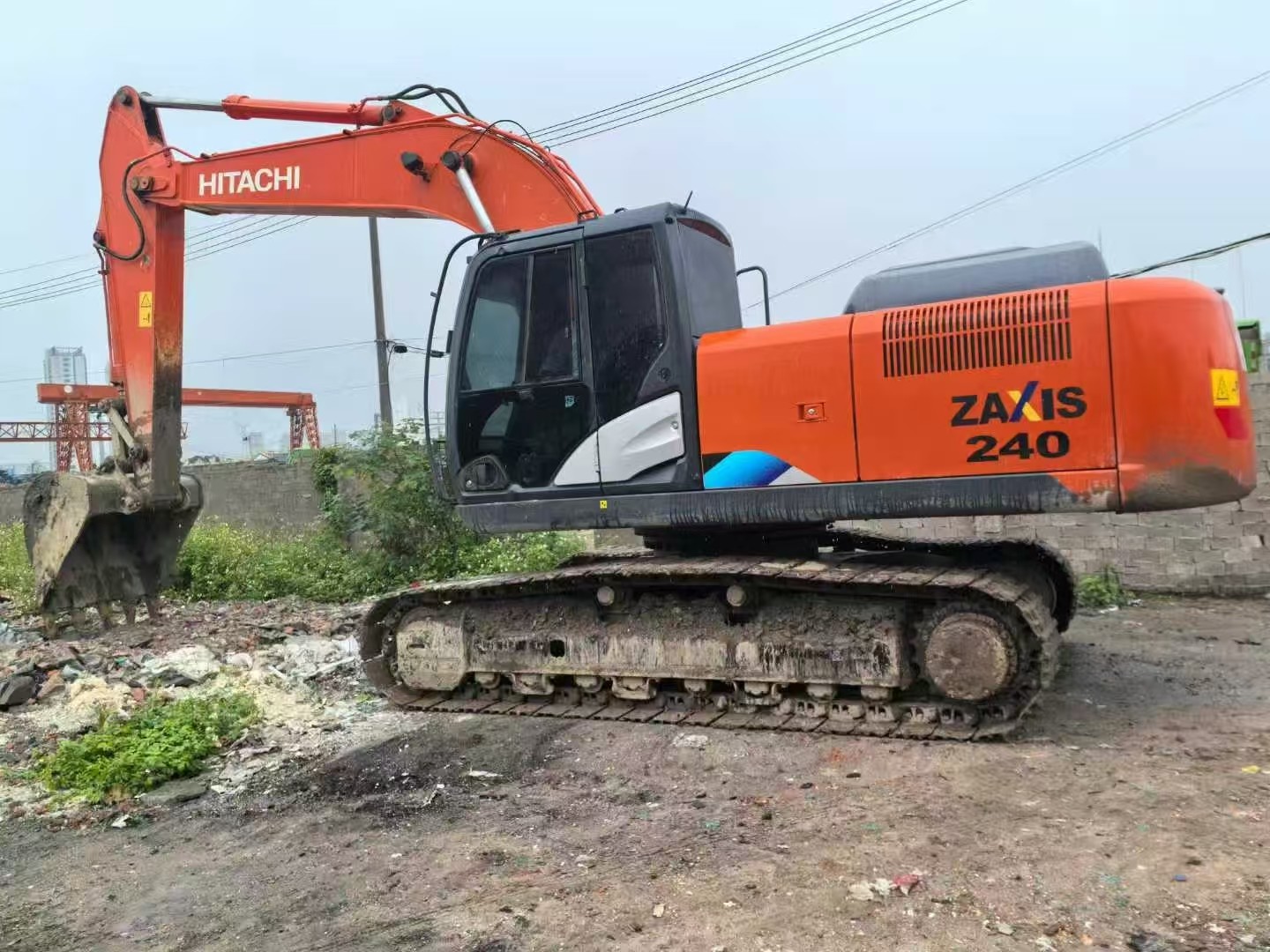 Original Brand Hitachi Zx240 Crawler Excavator 24 Ton Heavy Equipment Machine With 1m³ Bucket Capacity