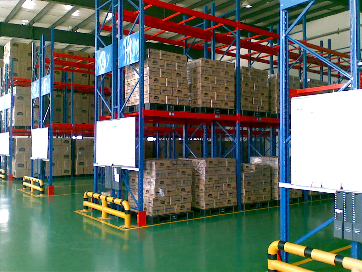 Steel Warehouse Heavy Duty Pallet Racking System Storage Shelves Stacking Racks