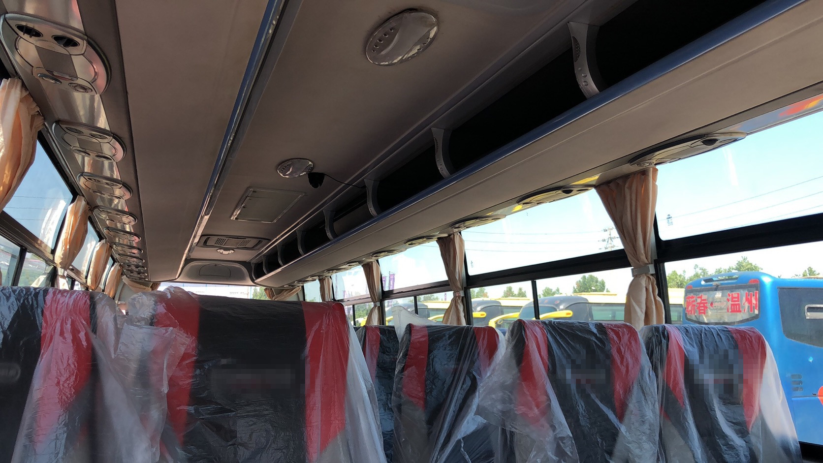 2015 Year 47 Seats Used Yutong ZK6107 Coach Bus With New Seat LHD Steering