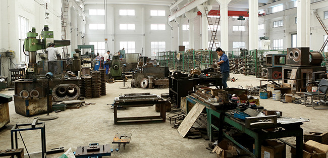 4-12T/H Capacity Auto Brick Laying Machine Compact Structure Vacuum Extruder
