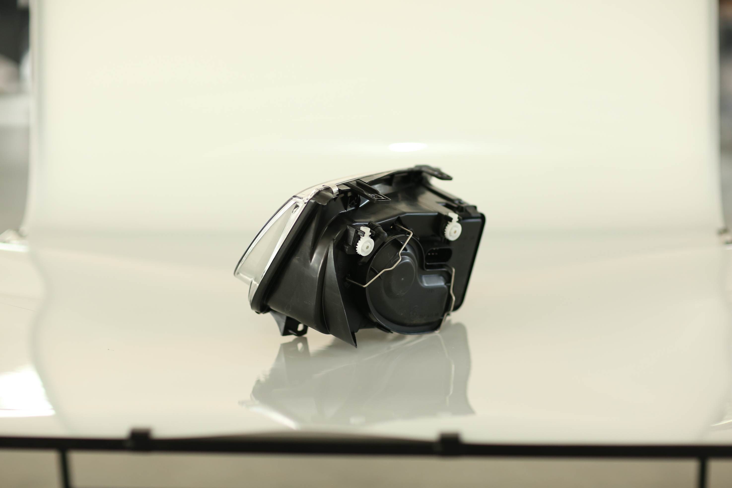 1J5941017/18AH 2006 2007 2008 Vw Bora Xenon Headlights Replacement
