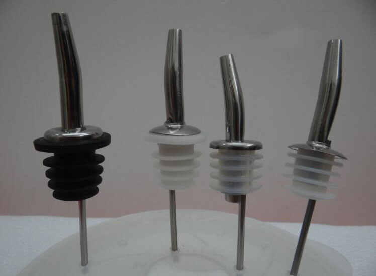 NEW STYLE Wine Pourer Stainless Steel Oil Pourers, Good Quality and Competitive Price