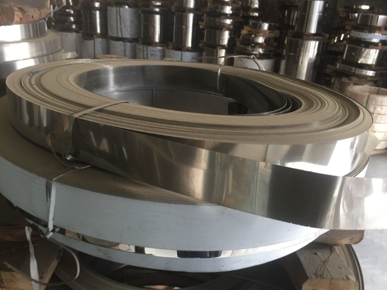 Grade 201 1Cr17Mn6Ni5N BA Stainless Steel Coil Stock UNS S20100