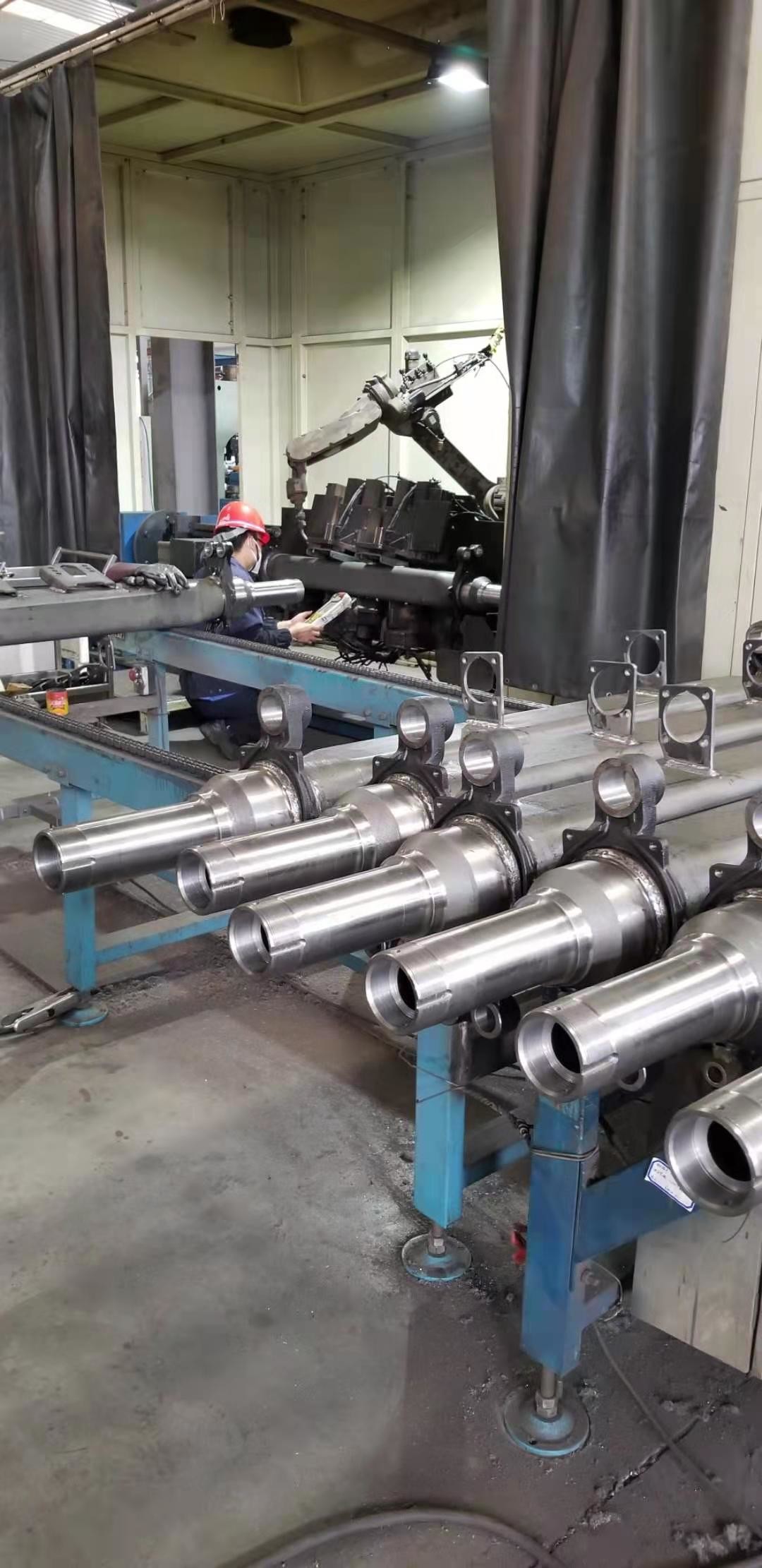 Fuwa 13 T Axle Trailer Chassis Parts For Semi Trailer And Truck