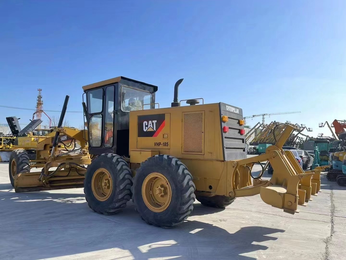 CAT 140H Second Hand Grader For Ground Leveling Operations